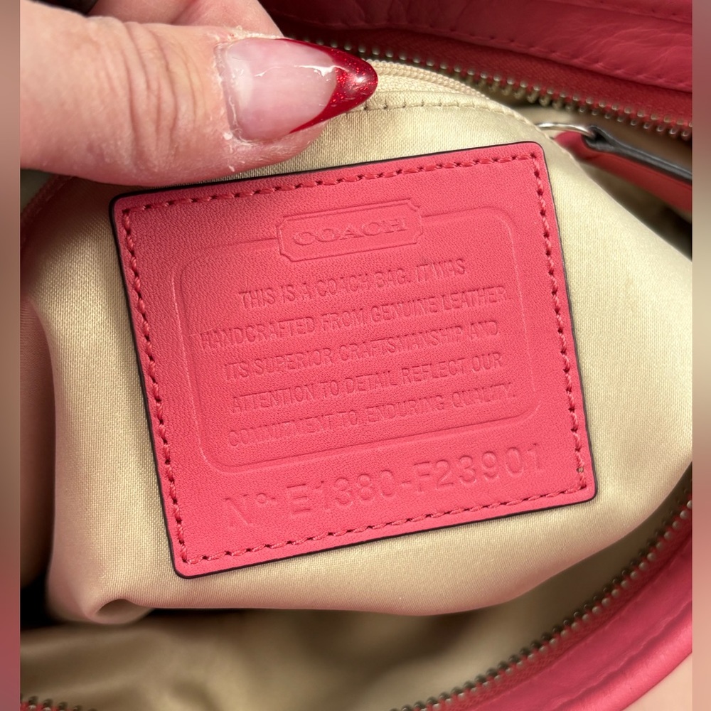 COACH DAISY CORAL LEATHER MIA - Picture 3 of 14